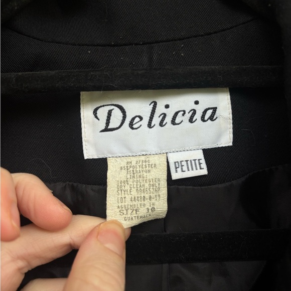 Vintage Black Women's Blazer - Picture 3 of 3